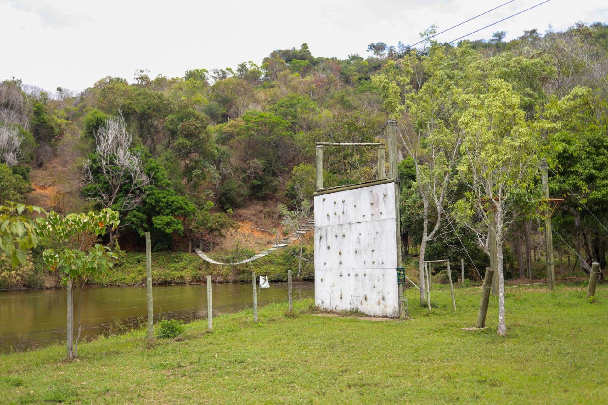 Vale Silvestre Eco Park Hotel Governador Valadares Exterior photo